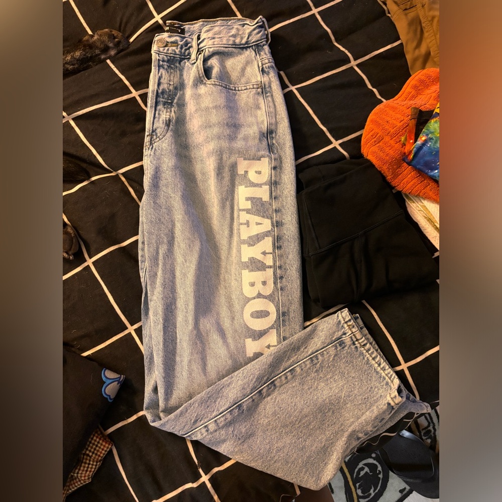 DENIM PLAYBOY BOYFRIEND JEANS